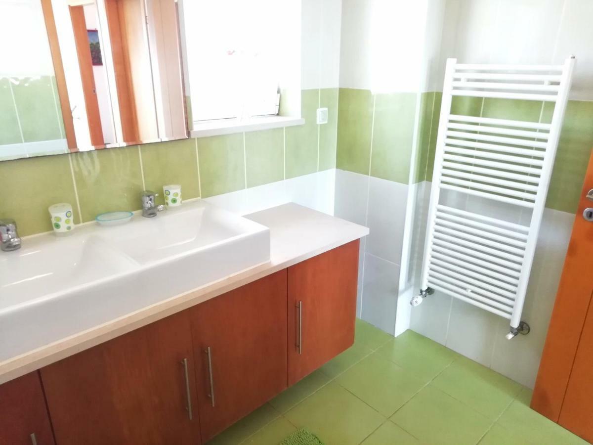 Casa Luminosa Hotel การาปาเตย์รา ภายนอก รูปภาพ